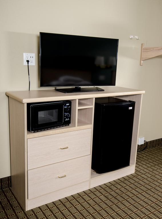 Days Inn By Wyndham Portland Central מראה חיצוני תמונה