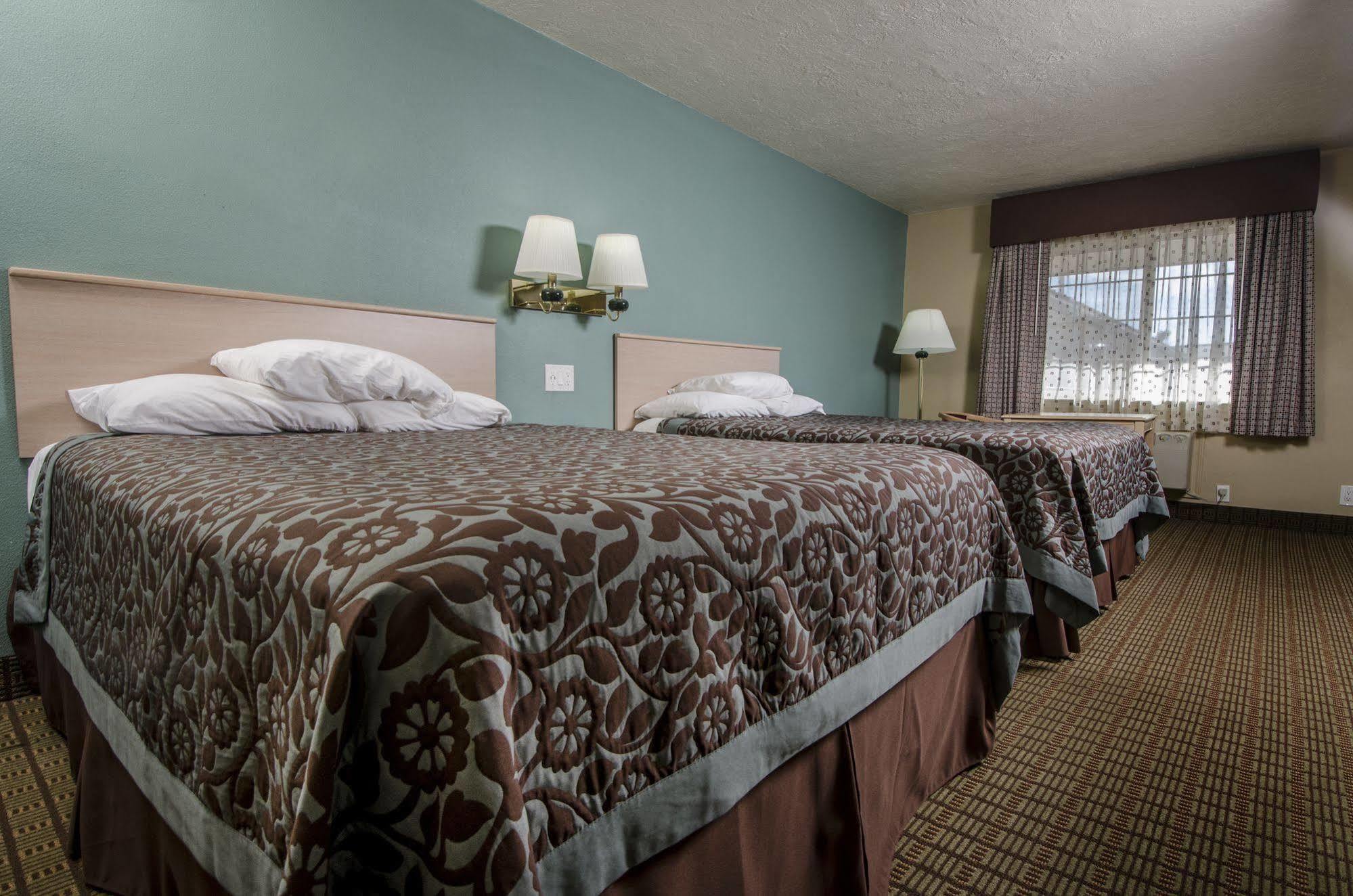 Days Inn By Wyndham Portland Central מראה חיצוני תמונה